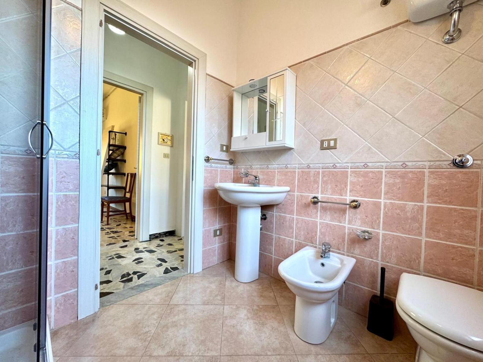 Orchid House Apartment บารีซาร์โด ภายนอก รูปภาพ